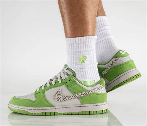 nike dunk safari chlorophyll|nike sb dunk low chlorophyll.